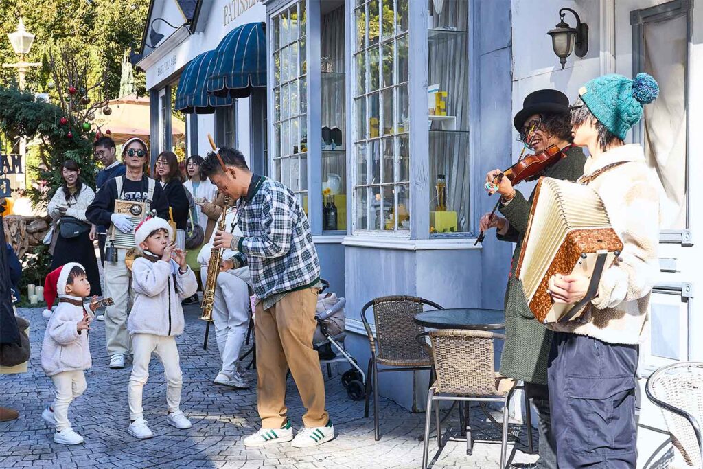 アーティストによる生演奏